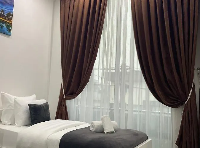 Palace Hotel Velika Kladusa