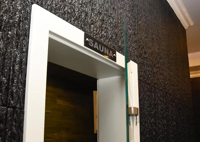 Palace 3* Velika Kladusa